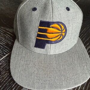 Mitchell & Ness Gray Cap with Yellow and Black Logo